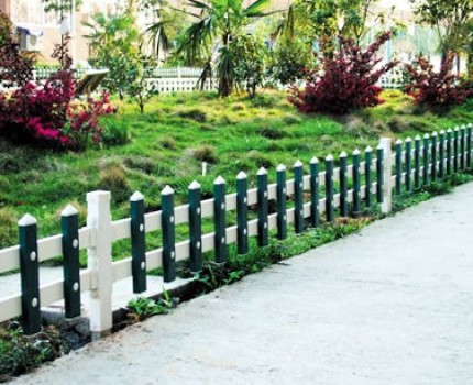 牡丹江花园PVC护栏